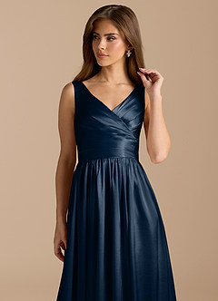 Azazie Keyla Vestidos de damas de honor Vestido de Azul Marino Oscuro de Satén Metálico de Corte en A con Plisado image8