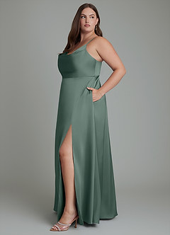 Azazie Sarella Robes de demoiselle d'honneur Robe Trapèze en Satin extensible Plissé Mousse De Mer image11