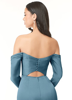 Azazie Hallie Jurken voor bruidsmeisjes Converteerbaar Jurk van Stretch Satijn met Kolom Off-the-shoulder lange mouw Bermuda image7