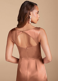 Azazie Flori Vestidos de damas de honor Vestido de Bronceador de Satén Metálico de Corte Recto con Corte Lateral image6