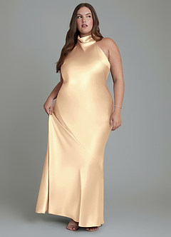 Azazie Velli Vestidos de damas de honor Vestido Oro de Satén Metálico de Corte Recto con Cuello alto image11