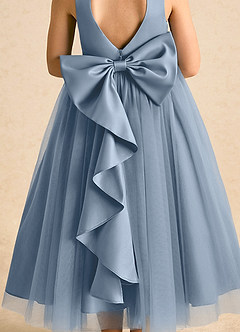 Azazie Solia Robe Demoiselle D'honneur Fillette Robe Princesse en Tulle Arc Bleu Poussiéreux image7