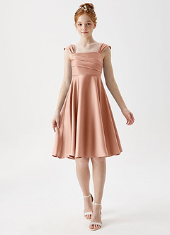 Azazie Amira Junior Vestido de Oro Rosa de Satén Elástico de Corte En A con Plisado image1