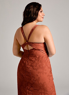 Azazie Mero Abiti da Damigella Abito Tubino in Burnout Floreale Plissettato Auburn image12