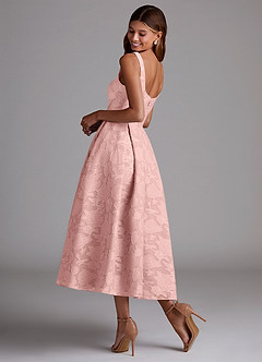 Azazie Amalie Robes de demoiselle d'honneur Robe Trapèze en Blumen-Burnout Plissée Rose Poudré image2
