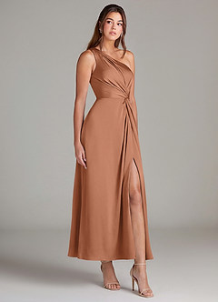 Azazie Brooke Robes de demoiselle d'honneur Robe Trapèze en Satin extensible Une épaule Bronze image4