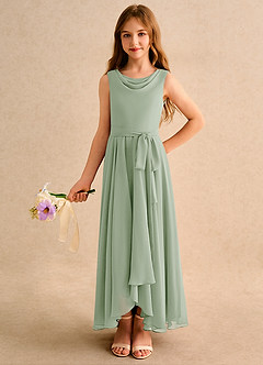Azazie Wonderland Junior Formal Robe Demoiselle D'honneur Fillette Robe Trapèze en Mousseline de soie Plissée Vert Sauge image4