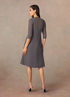 Azazie Olivia vestidos de madre de la novia Vestido de Gris Acero de Gasa de Corte En A con Escote cuadrado plisado image2