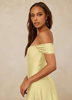 Christian Siriano Bridal for Azazie 1002 Robes de demoiselle d'honneur Robe Trapèze Convertible en Satin extensible Épaule décolletée Sorbet Citron image7