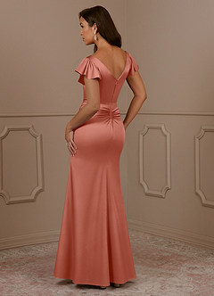 Azazie Roya Mère de la mariée Robes Robe Sirène en Satin extensible Col en V Plissé Rose Saumon image3