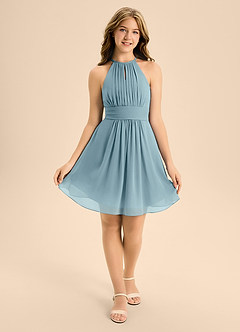 Azazie Bonnie Junior Robe Trapèze en Mousseline de soie Plissée Bleu Maussade image1
