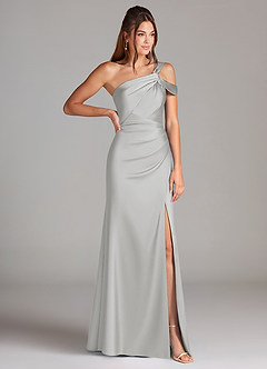 Azazie Wynter Jurken voor bruidsmeisjes Jurk van Stretch Satijn met Kolom Off the Shoulder Zilver image4