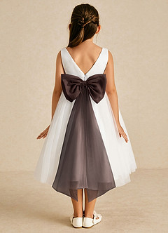 Azazie Kavi Blumenmädchenkleider A-Linie Schleifen Matte Satin Kleid Elfenbein Ganache image1