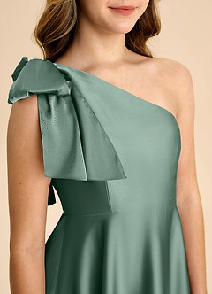 Azazie Penguin Junior A라인 절하다 스트레치 새틴 플로어 길이 주니어 신부 들러리 드레스 image7