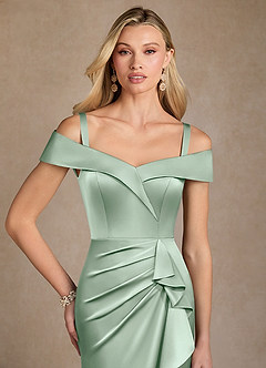 Azazie Laredo Mère de la mariée Robes Robe Sirène en Satin extensible Épaule décolletée Agave image8