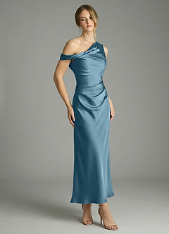 Azazie Emerson Jurken voor bruidsmeisjes Jurk van Stretch Satijn met Zeemeermin Off the Shoulder Bermuda image3