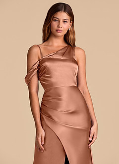 Azazie Madelyn 신부 들러리 드레스 인어 오프 더 숄더 메탈릭 새틴 바닥 길이 드레스 image2