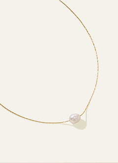 front Pearl Solitaire Halsband