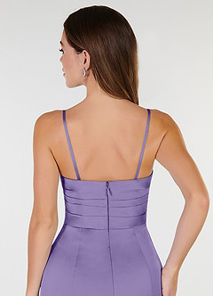 Azazie Yola Vestidos de damas de honor Vestido de Tahití de Satén Elástico de Corte Recto Convertible con Cuello en V Plisado image10