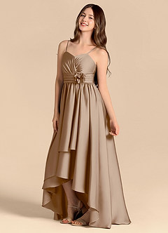 Azazie Catalina Junior Vestido de Gris Pardo de Satén Elástico de Corte en A con Escote de Corazón image7