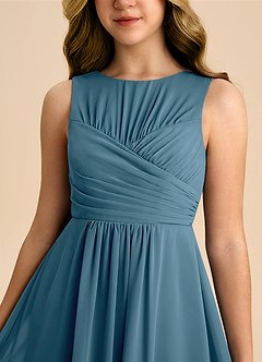 Azazie Skyla Junior Robe Trapèze en Mousseline de soie Plissée Bermude image7