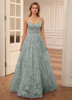 Juliette Vert Robe de bal trapèze à col en V et broderie florale à sequins image6