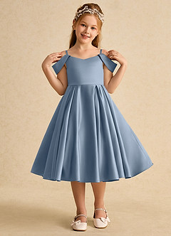 Azazie Favia Blumenmädchenkleider A-Linie Schulterfrei Matte Satin Kleid Staubblau image4
