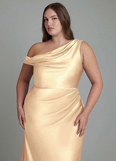 Azazie Emerson Vestidos de damas de honor Vestido Oro de Satén Metálico de Corte Sirena con Hombros descubiertos image12