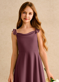Azazie Puppy Girls Formal Blumenmädchenkleider A-Linie Plissee Chiffon Kleid Sangria image6