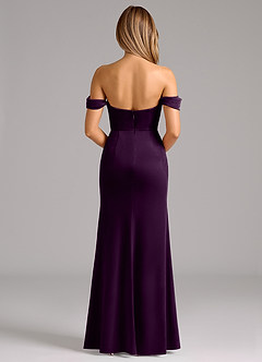 Azazie Saige Jurken voor bruidsmeisjes Converteerbaar Jurk van flueel met Kolom Off the Shoulder Druif image7