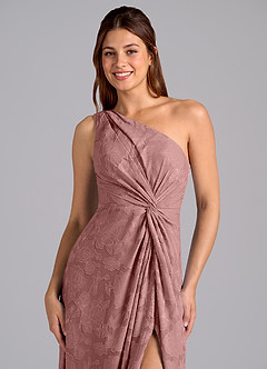 Azazie Brooke Robes de demoiselle d'honneur Robe Trapèze en Blumen-Burnout Ue épaule Rose Poussiéreuse image6