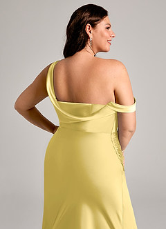 Azazie Madelyn Robes de demoiselle d'honneur Robe Sirène Convertible en Satin extensible Une épaule Canari image14