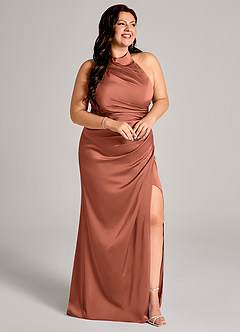 Azazie Jemma Robes de demoiselle d'honneur Robe Fourreau en Satin extensible Plissée Argile image11