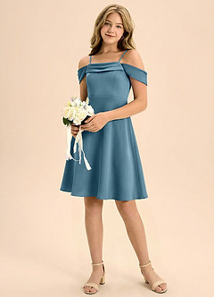 Azazie Anselie Junior Jurk van Stretch Satijn met A-Lijn Geplooid Bermuda image1