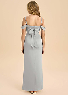 Azazie Saige Junior Robe Fourreau en Satin extensible Épaule décolletée Argent image2