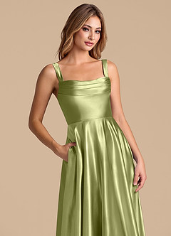 Azazie Shaude Robes de demoiselle d'honneur Robe Trapèze en Satiné métallisé Plissée Pistache image2