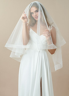 front Richelle Fingertip Veil With Blusher
