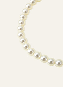 front Classic Pearl Bracelet