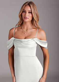 Azazie Saige Abiti da Damigella Abito Tubino in Raso Elasticizzato a Spalla Scoperta Bianco image2