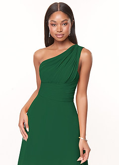 Azazie Ashley Vestidos de damas de honor Vestido de Verde Oscuro de Gasa de Corte en A con Volante image5