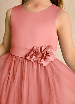 Azazie Miracle vestidos de niña de las flores Vestido Rosa Salmón de Satin Mate de Línea A con Lazo image6