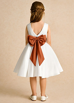 Azazie Sosie Blumenmädchenkleider A-Linie Plissee Matte Satin Kleid Elfenbein Gebranntes Orange image1