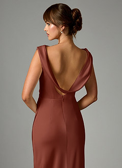 Azazie Kieryn Robes de demoiselle d'honneur Robe Sirène en Satin extensible Plissée Auburn image2