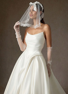 front Vintage Floral Lace Birdcage Veil