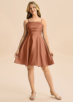 Azazie Miko Junior Vestido de Bronceador de Satén Elástico de Corte en A con Plisado image5