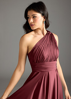 Azazie Charlize Robes de demoiselle d'honneur Robe Trapèze en Satin extensible Asymétrique Merlot image7