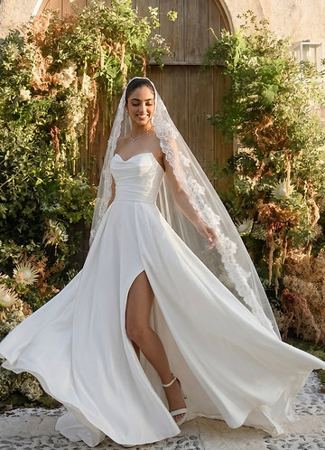 front Lace Mantilla Isabella Cathedral Veil
