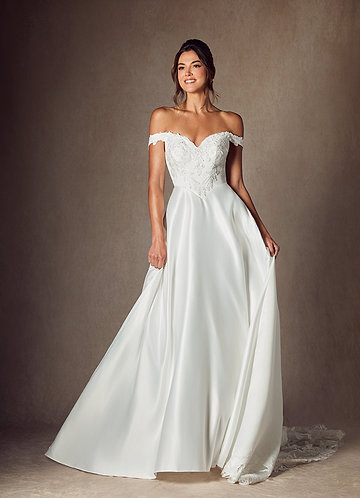 Azazie Kimberlee Robe de Mariée Robe Princesse en Dentelle Encolure en Forme de Cœur Blanc De Diamant image1