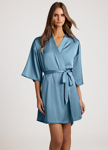 front Acier Bleuté Kimono Classique en Satin avec Ceinture