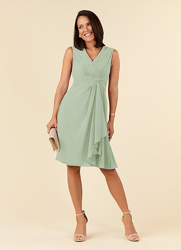 Azazie Theron Robe Mère de la Mariée & du Marié Robe Trapèze en Mousseline de soie Col V plissé Vert Sauge image1